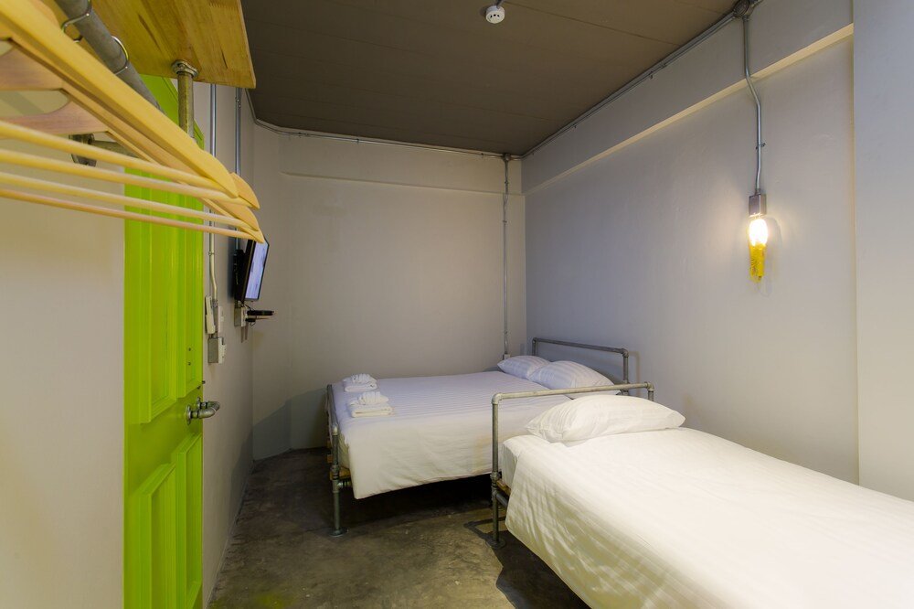 bloo Hostel Room Type - Triple Room