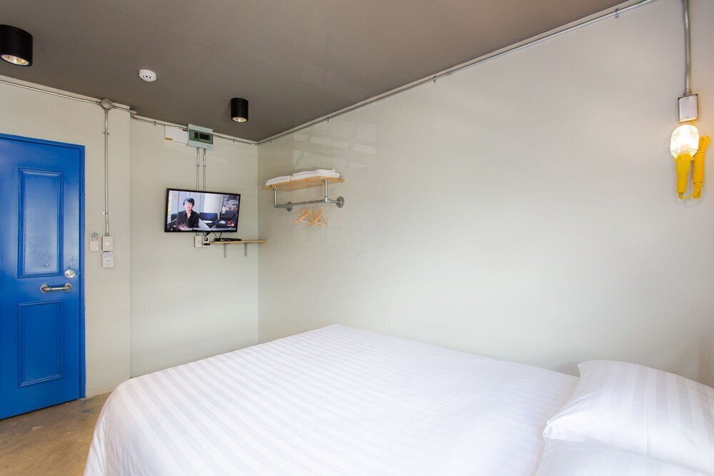 bloo Hostel Room Type - Double Room
