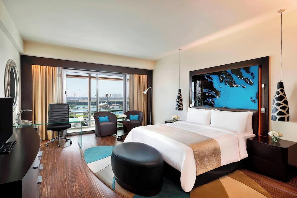 Marriott Hotel Al Forsan Abu Dhabi Room Type - Superior Room, 1 King Bed, Balcony Marriott Hotel Al Forsan Abu Dhabi Room Type - Superior Room, 1 King Bed, Balcony