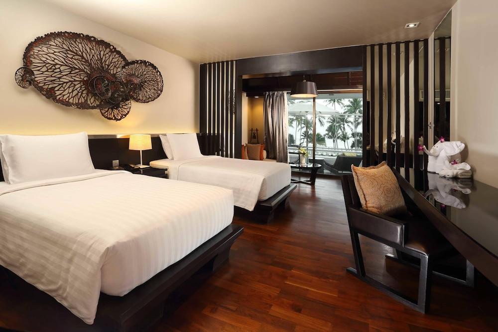 Le Meridien Phuket Beach Resort Room Type - Junior Suite, 2 Twin Beds, Ocean View