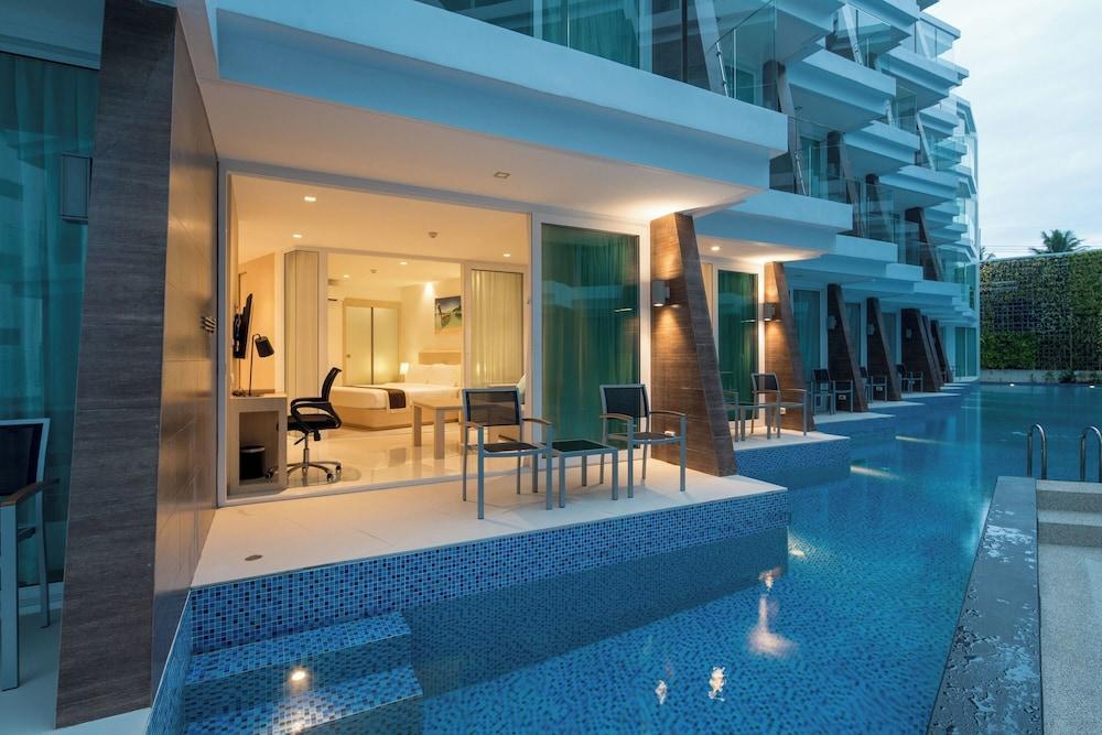 The Beachfront Hotel Phuket Room Type - 1 Bedroom Suite Pool Access The Beachfront Hotel Phuket Room Type - 1 Bedroom Suite Pool Access