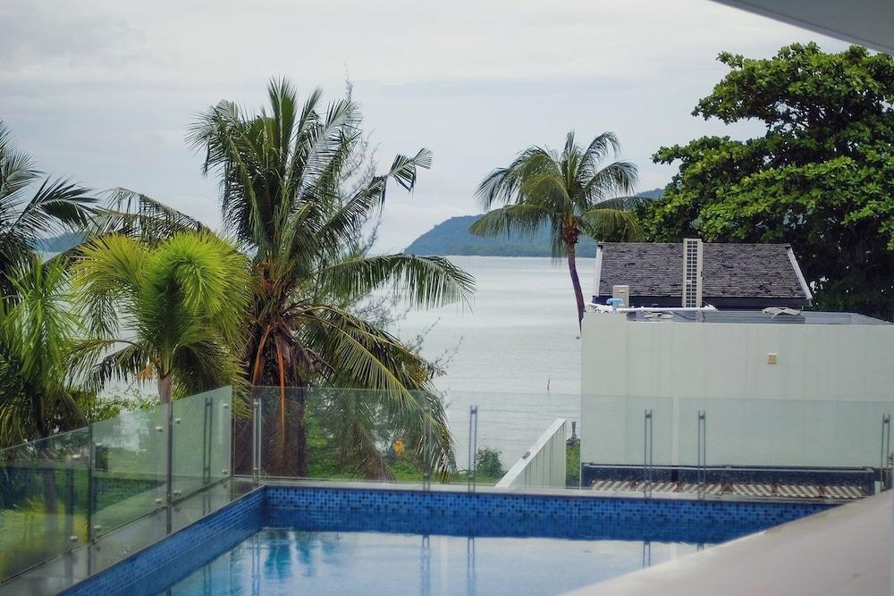 The Beachfront Hotel Phuket Room Type - Room, 2 Bedrooms, Pool Access The Beachfront Hotel Phuket Room Type - Room, 2 Bedrooms, Pool Access