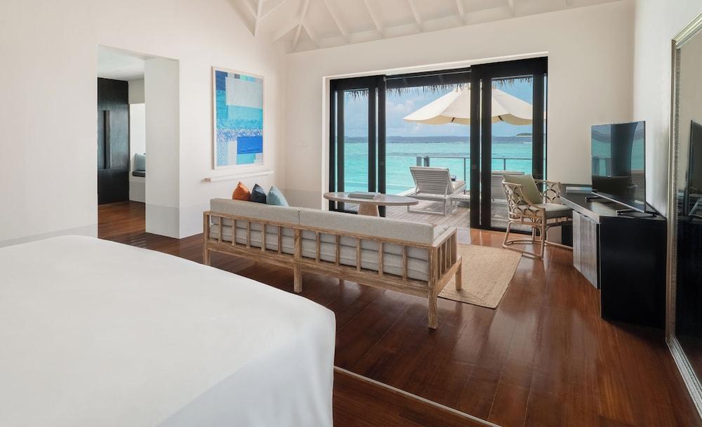 Noku Maldives, Vignette Collection Room Type - Villa, 1 King Bed, Lagoon View, Overwater