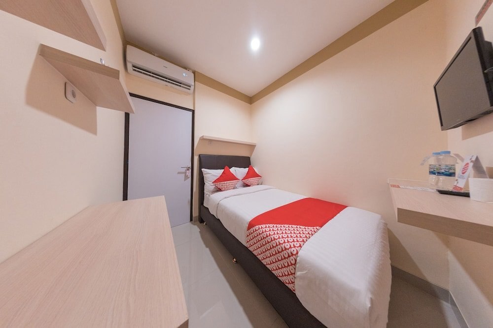 Hotel O Balcon Biru Room Type - Standard Double Room