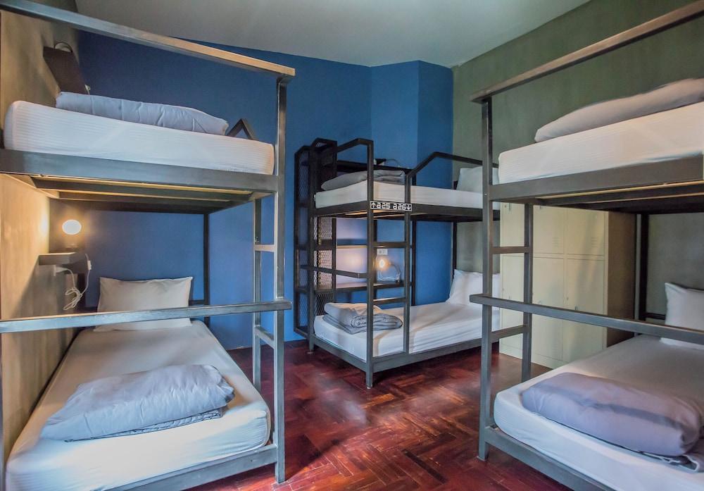 Atlas Bangkok Hotel Room Type - Private 6 Bunk Beds, Shared Bathroom Atlas Bangkok Hotel Room Type - Private 6 Bunk Beds, Shared Bathroom