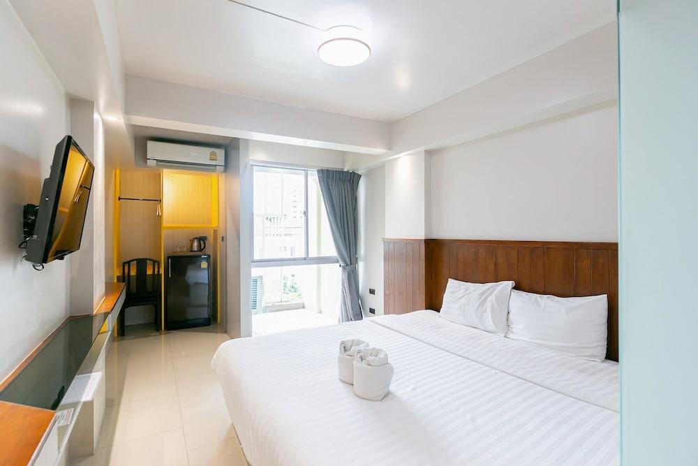 A Sleep Bangkok Sathorn Room Type - Standard King Bed