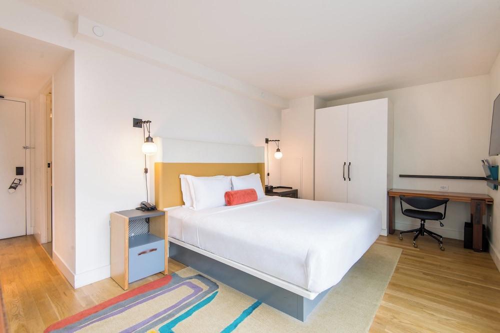 Hotel Indigo LOWER EAST SIDE NEW YORK, an IHG hotel - Tap to explore photos