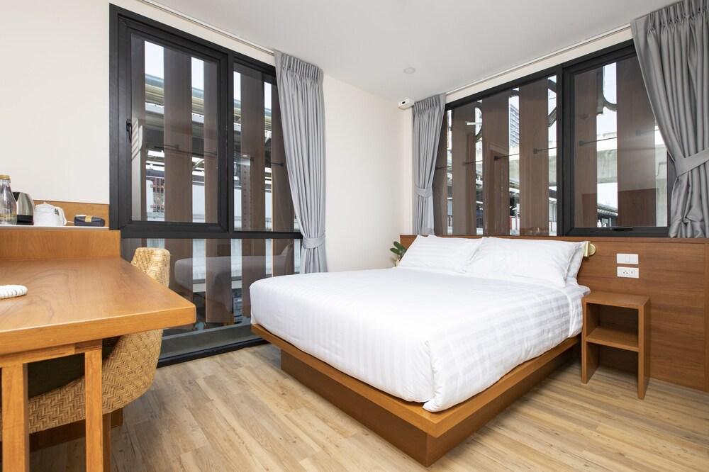 Sukhon Hotel Room Type - Standard Room, 1 Queen Bed, Non Smoking, City View Sukhon Hotel Room Type - Standard Room, 1 Queen Bed, Non Smoking, City View