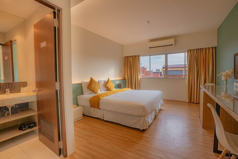 Peace Land Khaosan Room Type - Standard Room, 1 King Bed