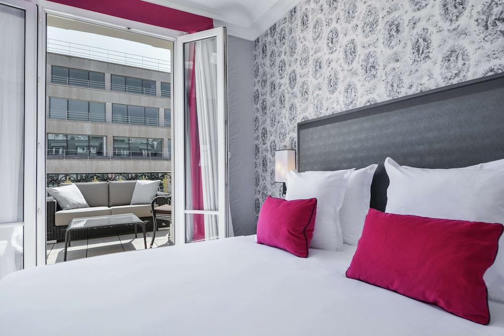 Maison Astor Paris, Curio Collection by Hilton Room Type - Suite, 1 King Bed, Terrace
