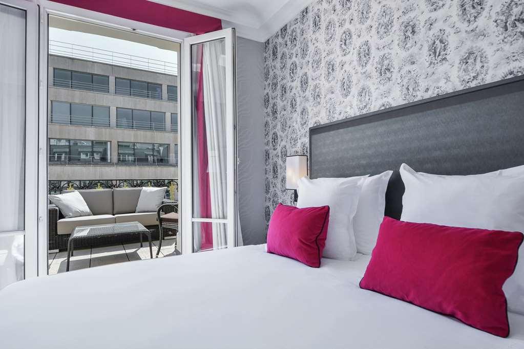 Maison Astor Paris, Curio Collection by Hilton - Tap to explore photos