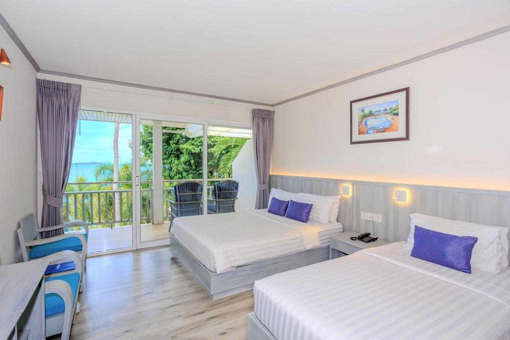 Coral Cliff Beach Resort Samui Room Type - Superior Room
