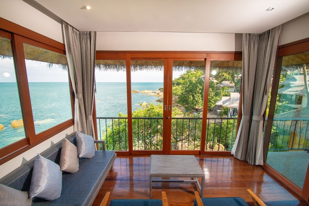 Coral Cliff Beach Resort Samui Room Type - Suite (Holiday Sea View)