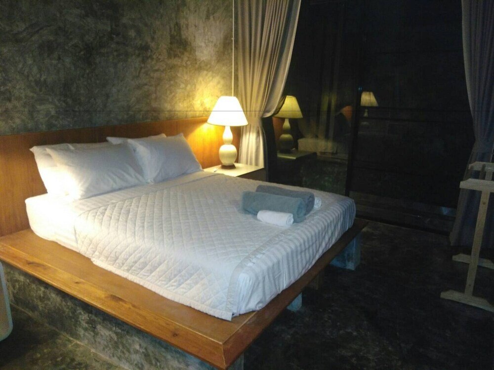 Phuchada Residence - Tap to explore photos