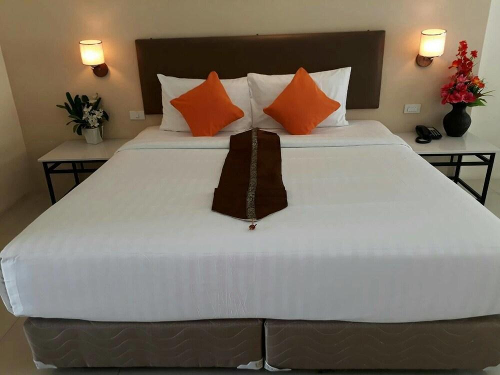 Summer Tree Hotel Room Type - Deluxe Room, 1 Double Bed