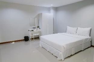 S44ROOM Room Type - Standard Room Queen Bed