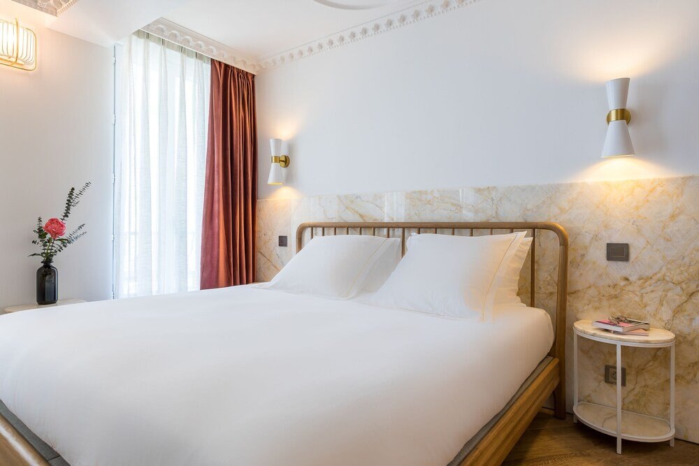Hotel Rose Bourbon Room Type - Deluxe Double Room