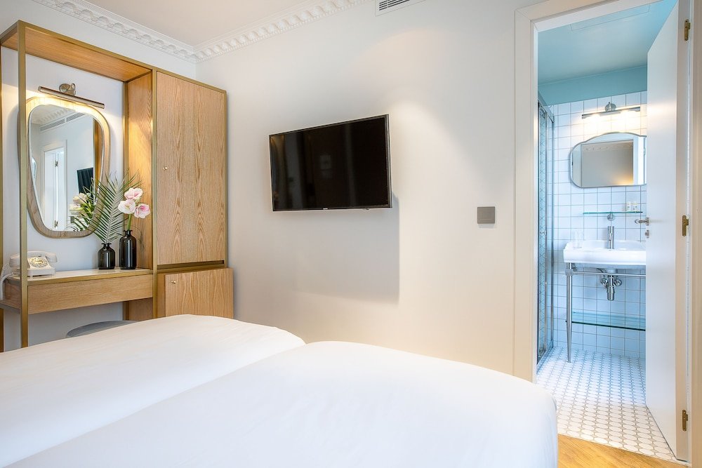 Hotel Rose Bourbon Room Type - Business Double Room