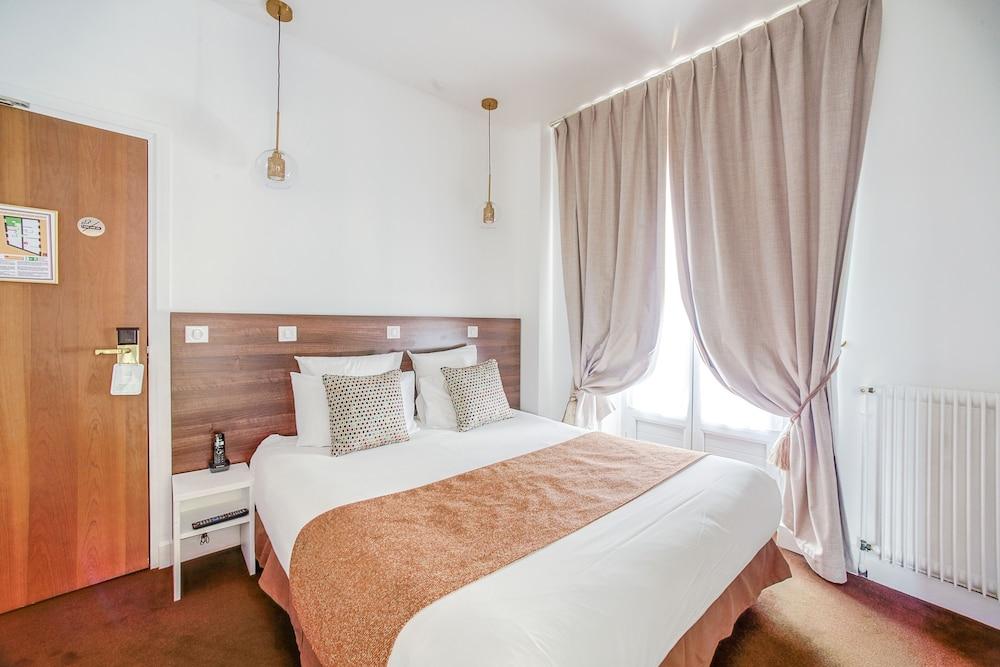 Queens Boutique Hotel - Tap to explore photos