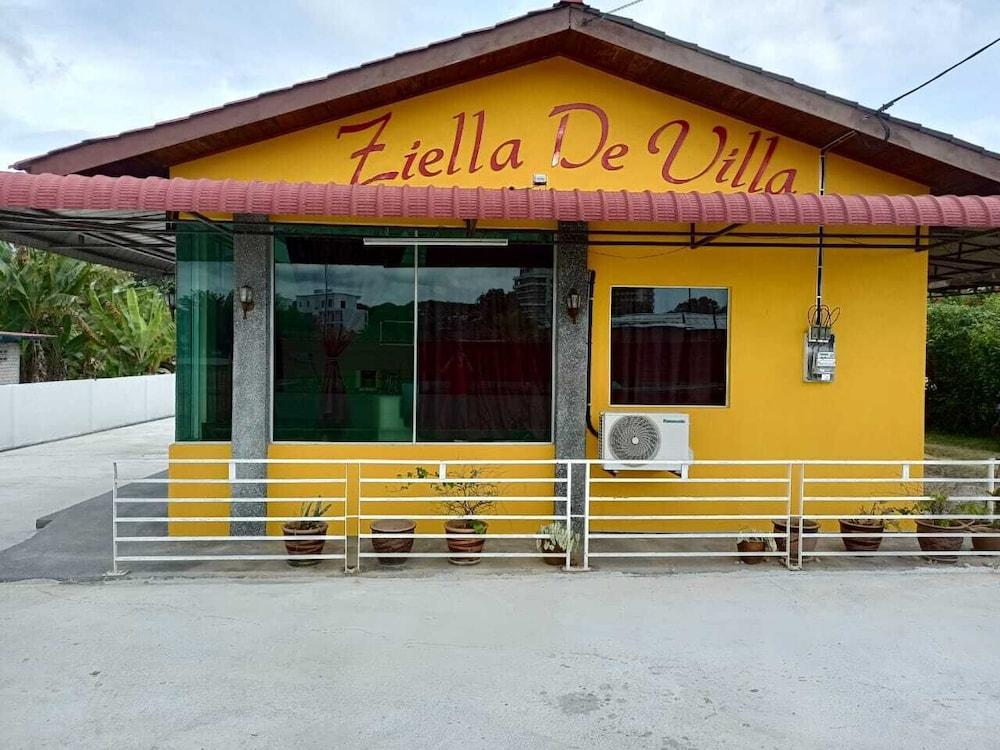 Ziella De Villa - Tap to explore photos