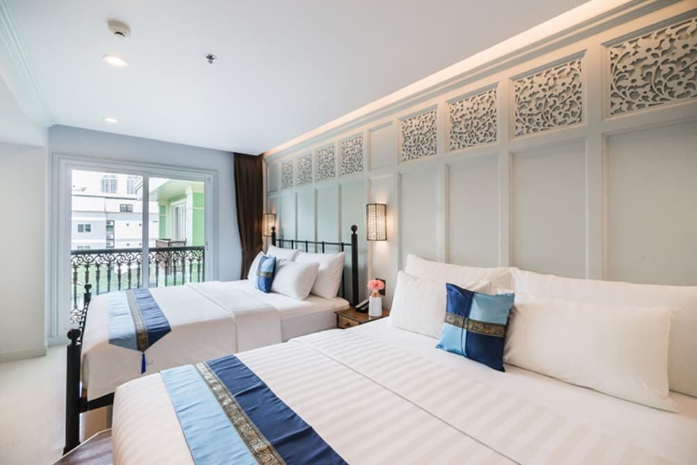 Dang Derm in The Park Khaosan Room Type - Deluxe Family