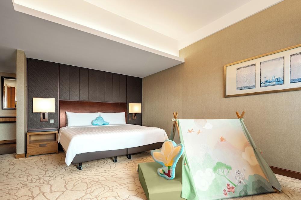 Kerry Hotel Pudong Shanghai Room Type - Questers Premier Family Room