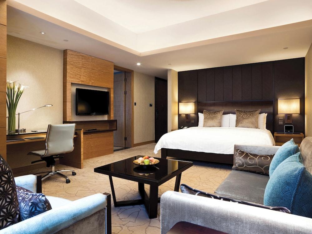 Kerry Hotel Pudong Shanghai Room Type - Premier Room, 1 King Bed (Club)