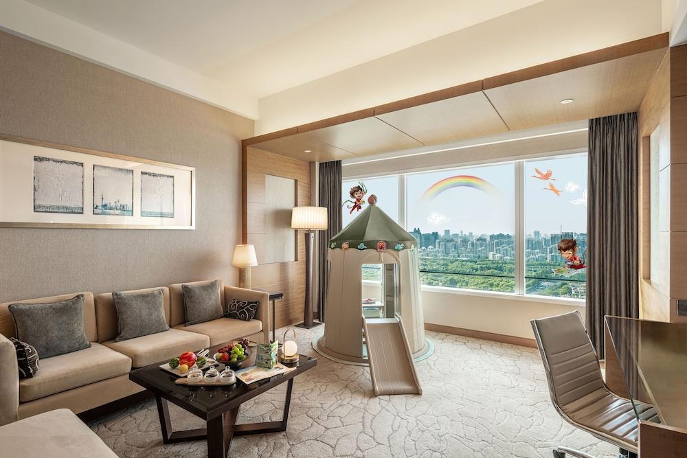Kerry Hotel Pudong Shanghai Room Type - Questers Parkview Family Suite