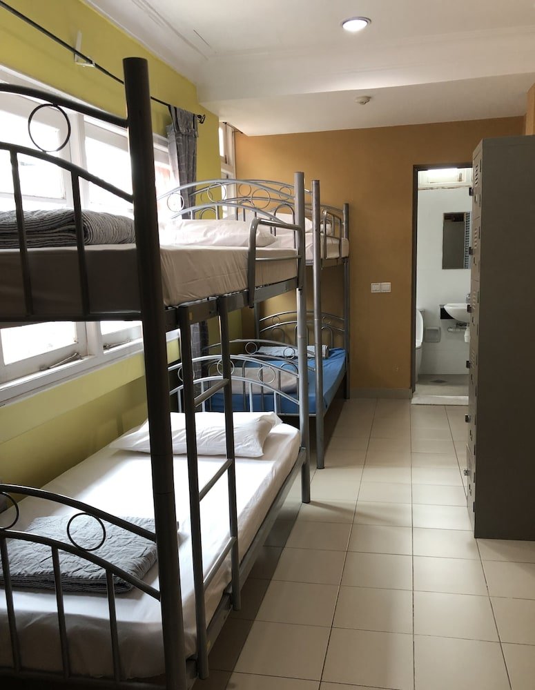 Snooze Inn Dickson Road Singapore Hostel Price Address Reviews