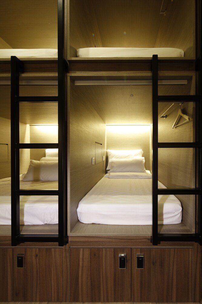 BEAT. Capsule Hostel @ Boat Quay Room Type - 1 Bed in Mixed Room