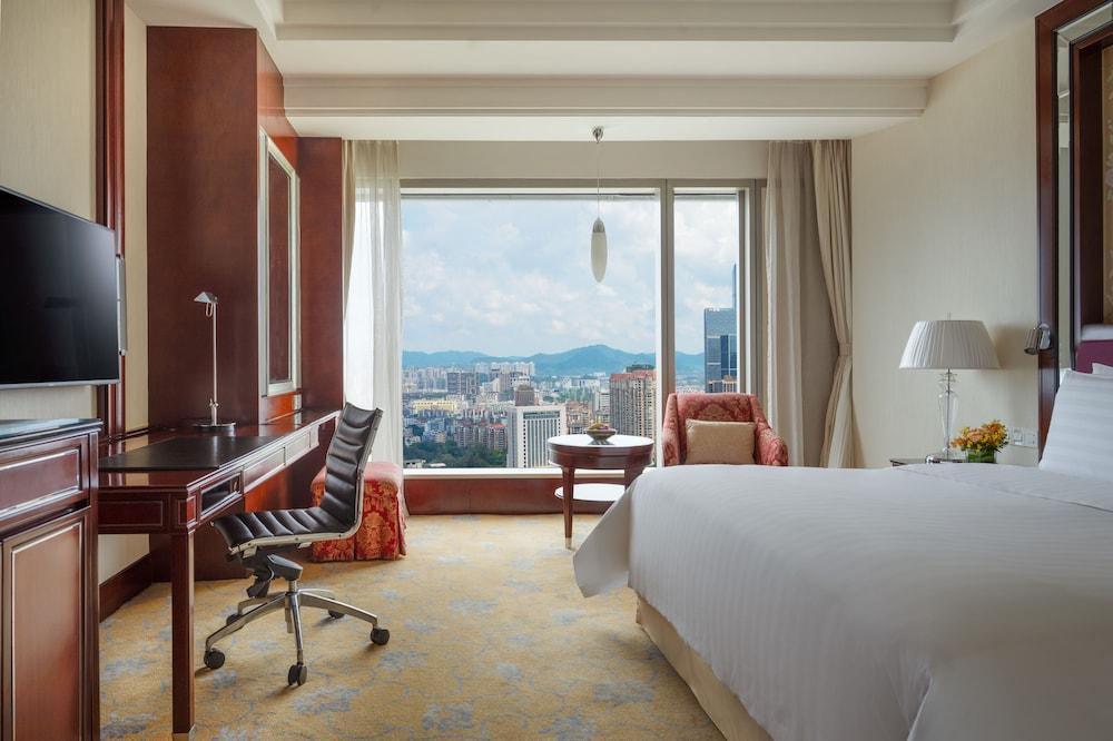 Shangri-La Guangzhou Room Type - Horizon Deluxe, Basic Room, 1 King Bed, River View