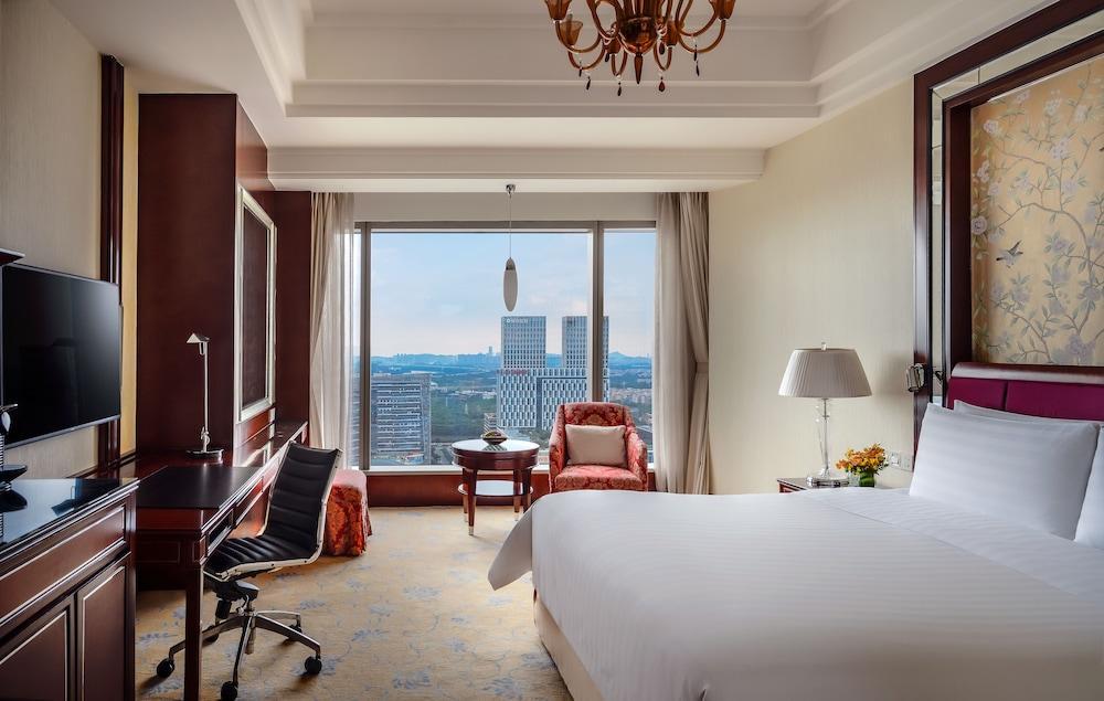 Shangri-La Guangzhou Room Type - Horizon Deluxe King Room