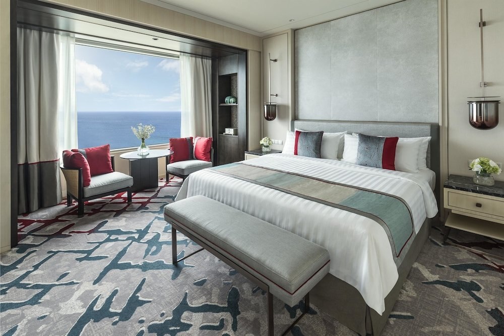 Shangri-La Hotel Colombo Room Type - Executive Suite, 1 King Bed - Lounge access with breakfast, high tea & happy hour