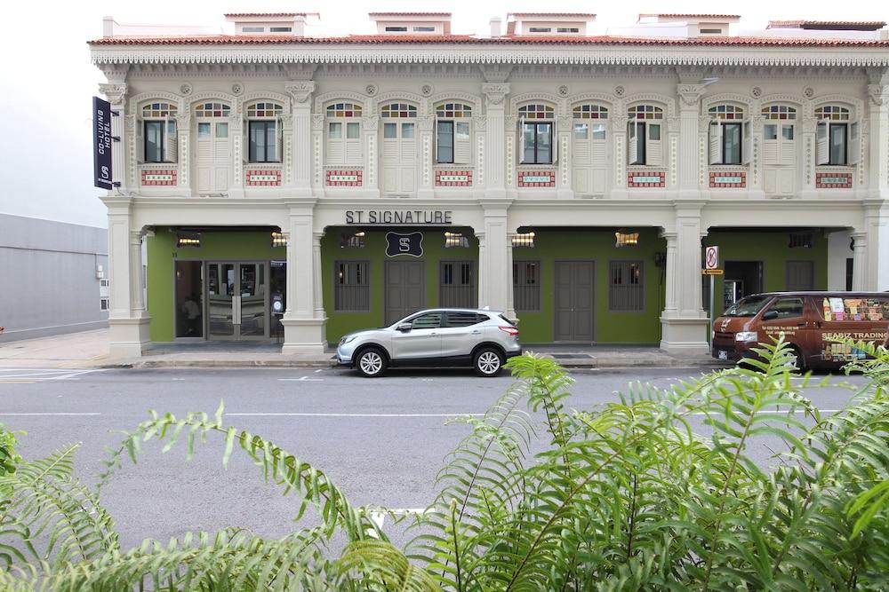 ST Signature Jalan Besar, SHORT OVERNIGHT, 8 hours: 11:59PM-8AM - Tap to explore photos