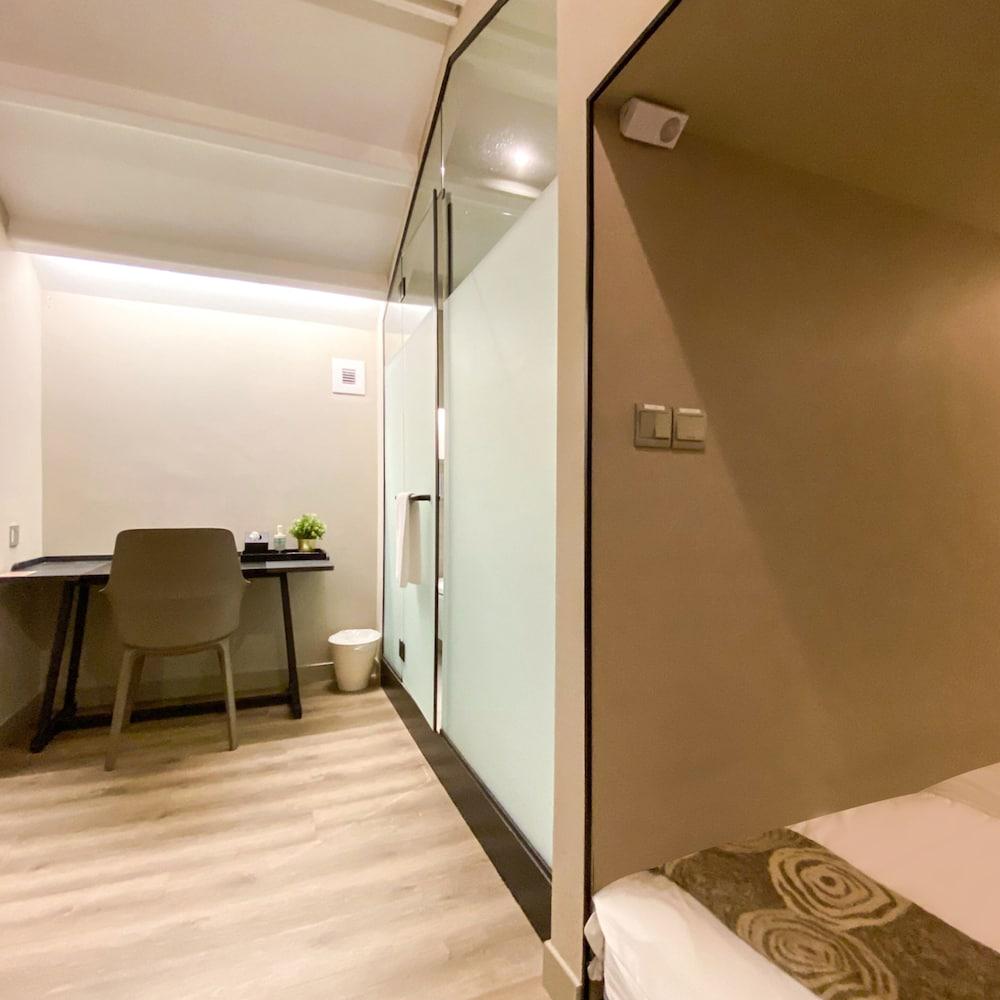 ST Signature Jalan Besar, SHORT OVERNIGHT, 8 hours: 11:59PM-8AM - Tap to explore photos