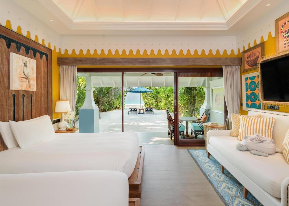 SAii Lagoon Maldives, Curio Collection by Hilton Room Type - Beach Villa - Twin Bed