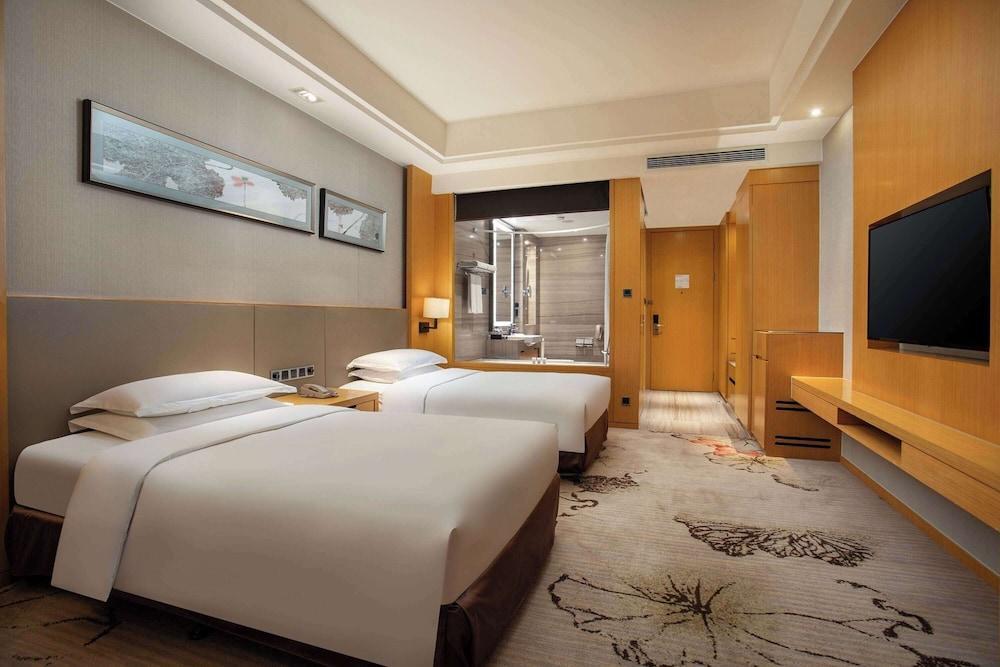 Wyndham Shanghai Nanxiang Room Type - Standard Room (Twin)