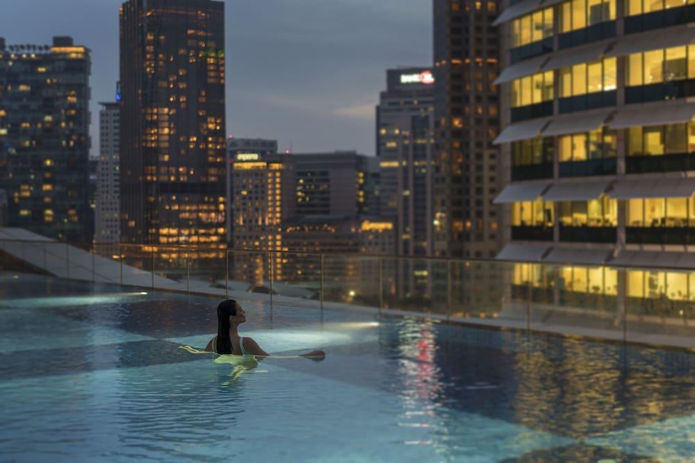 Four Seasons Hotel Kuala Lumpur - Tap to explore photos