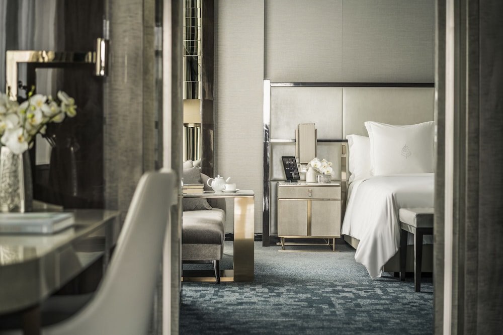 Four Seasons Hotel Kuala Lumpur Room Type - Suite, 1 King Bed, Non Smoking