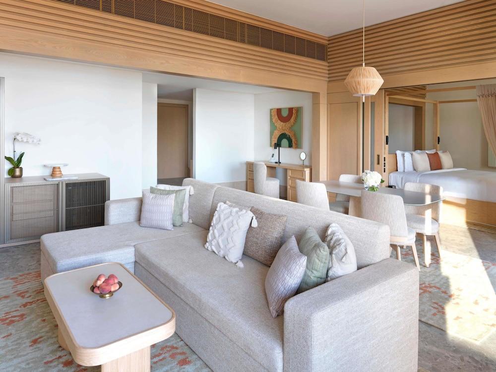 Sofitel Dubai The Palm, Resort and Spa Room Type - Signature Suite, 1 King Bed with Sofa bed, Resort View (1 bedroom - Palm), Adults Only