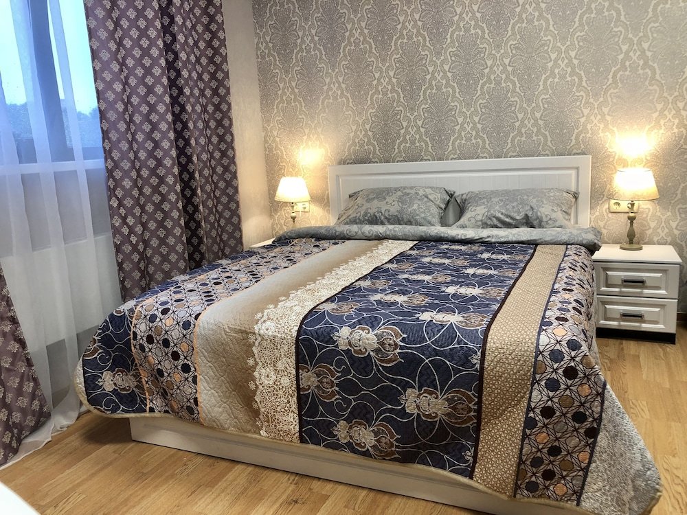 Flori Hotel
