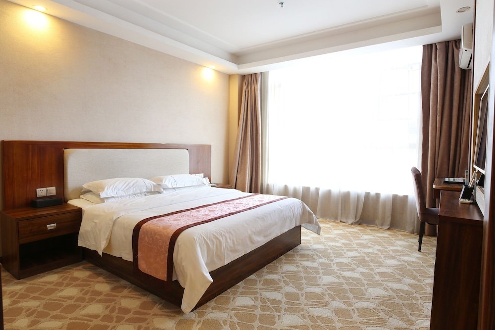 Guangzhou Helong Hotel - Tap to explore photos