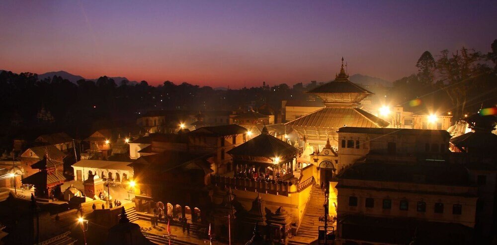 Anmol Guest House - Tap to explore photos