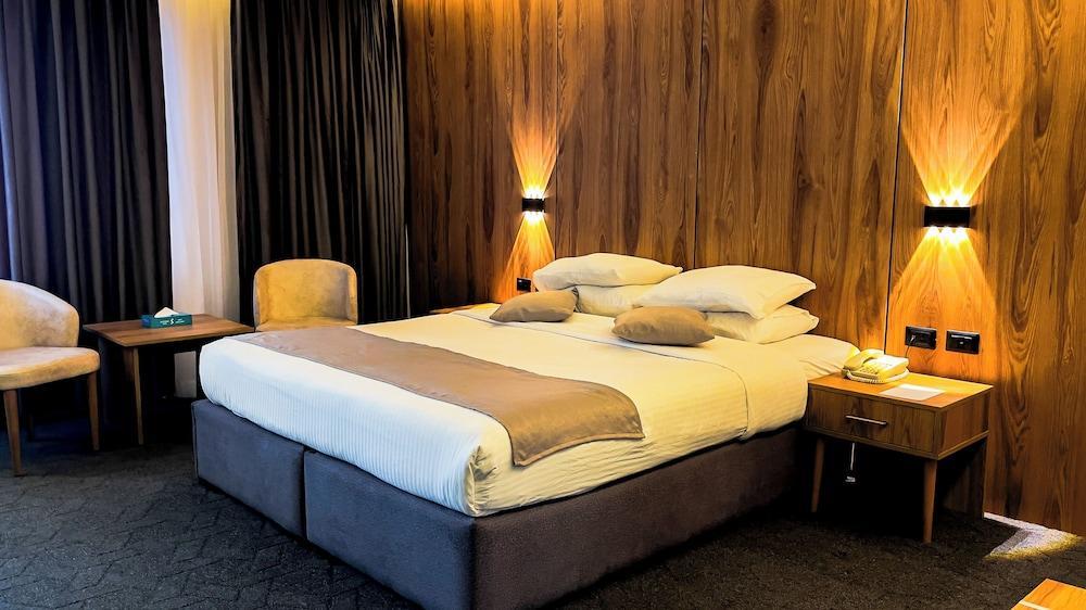 Sandy Palace Hotel Room Type - Standard Double Room, 1 Bedroom, City View