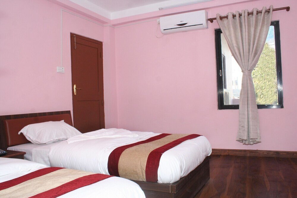 undefined Room Type - Deluxe Twin Room