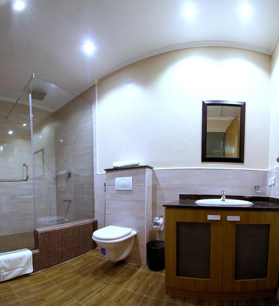 La Cour Hotel Apartments - Tap to explore photos