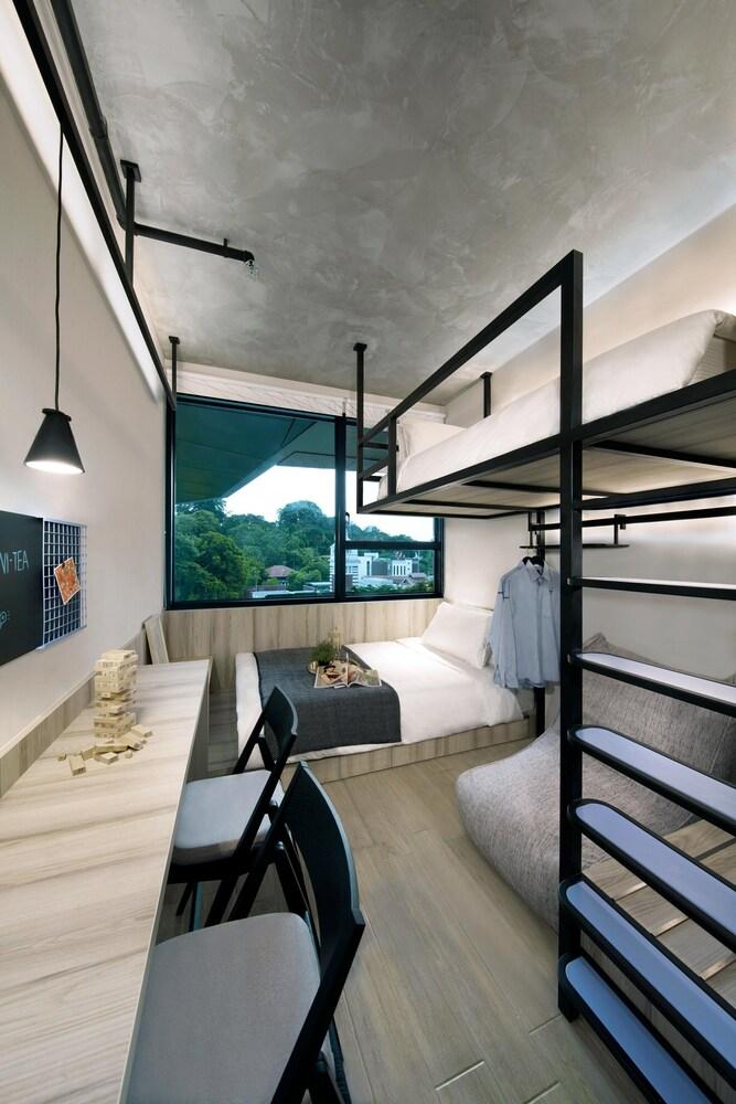 lyf Funan Singapore Room Type - Studio (Up and Down, Bunk)