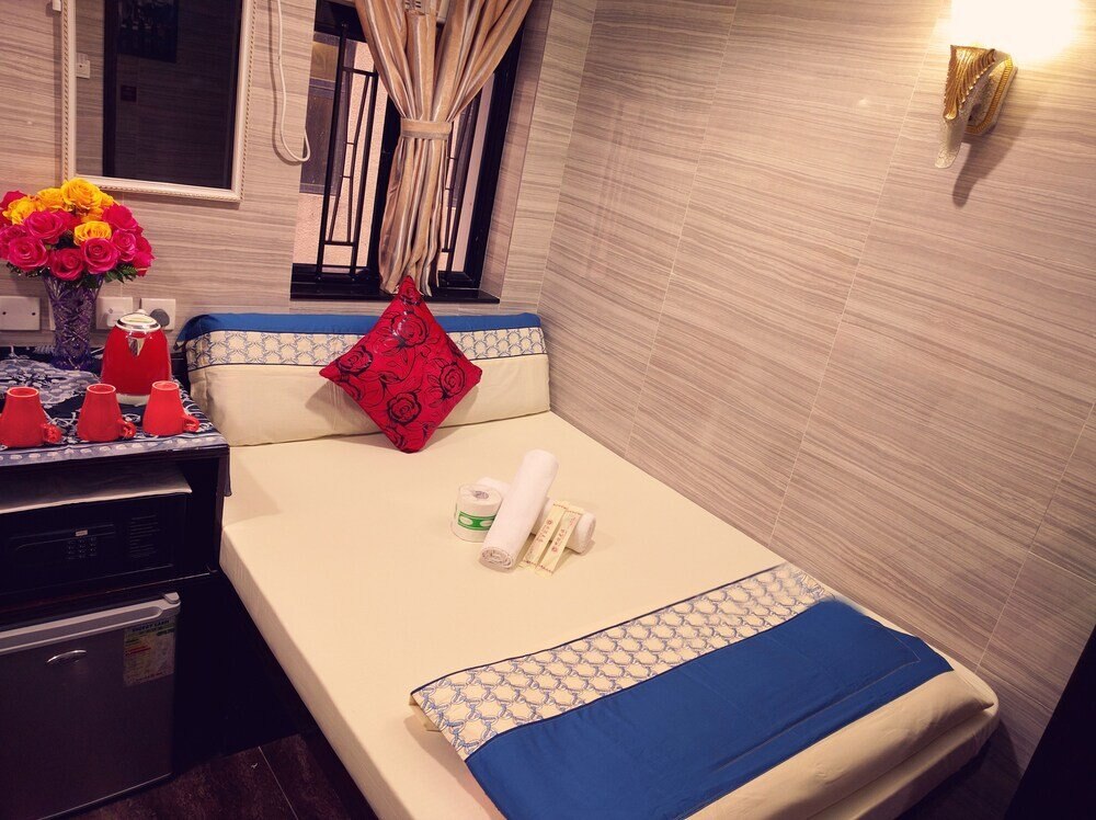 Hostel 16 Room Type - Standard Single Room