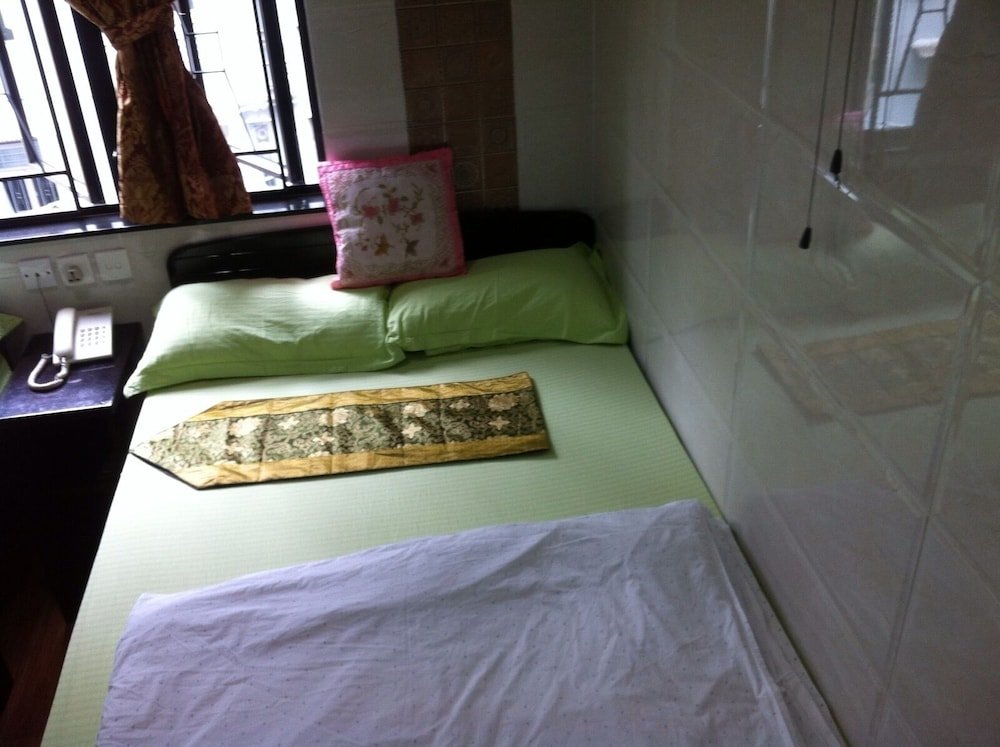 Dutch Hostel Room Type - Double Room