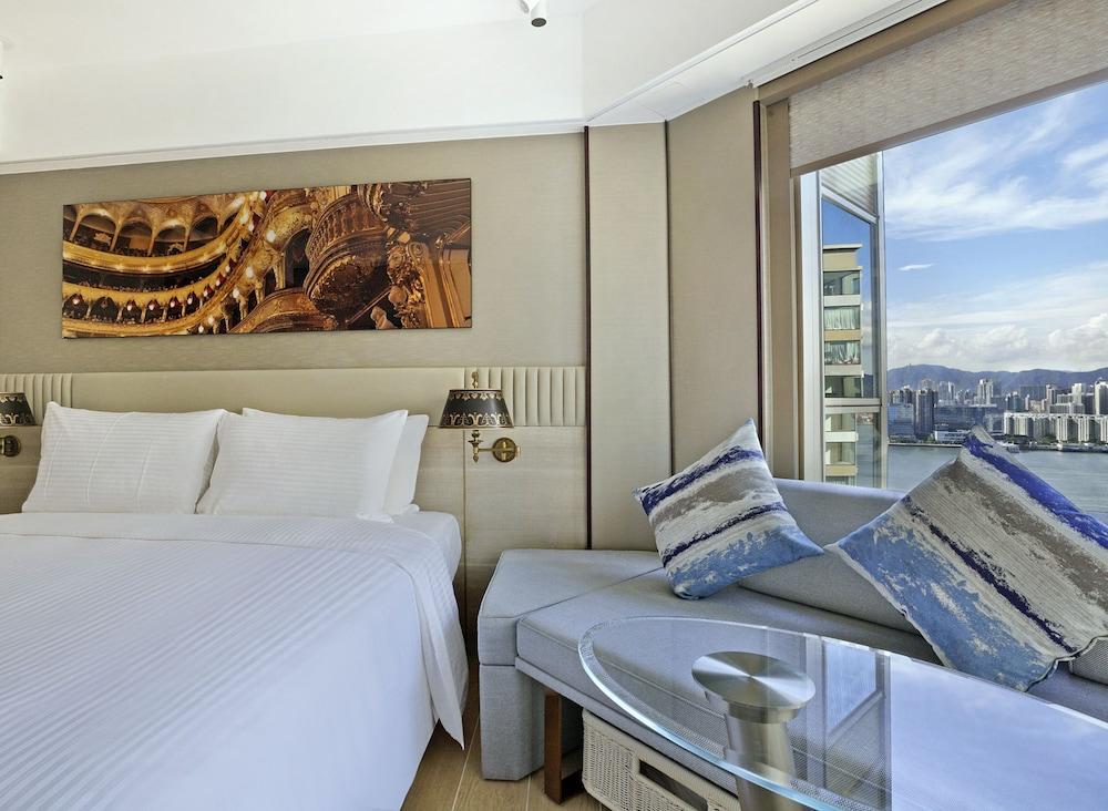 Hotel Alexandra Room Type - Clover Seaview Room